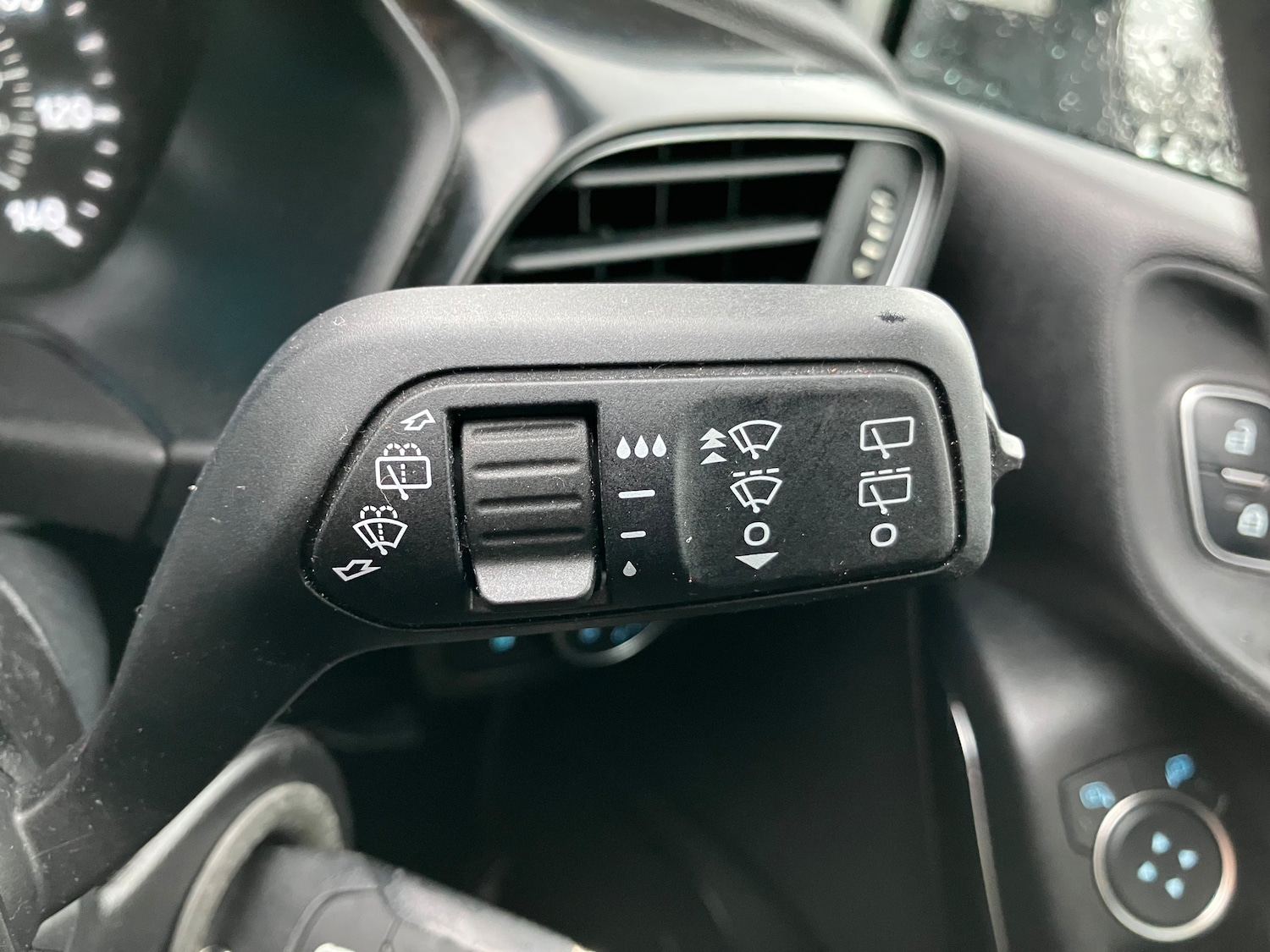 Used Ford Fiesta 2017 for sale - 76553562: Photo 31