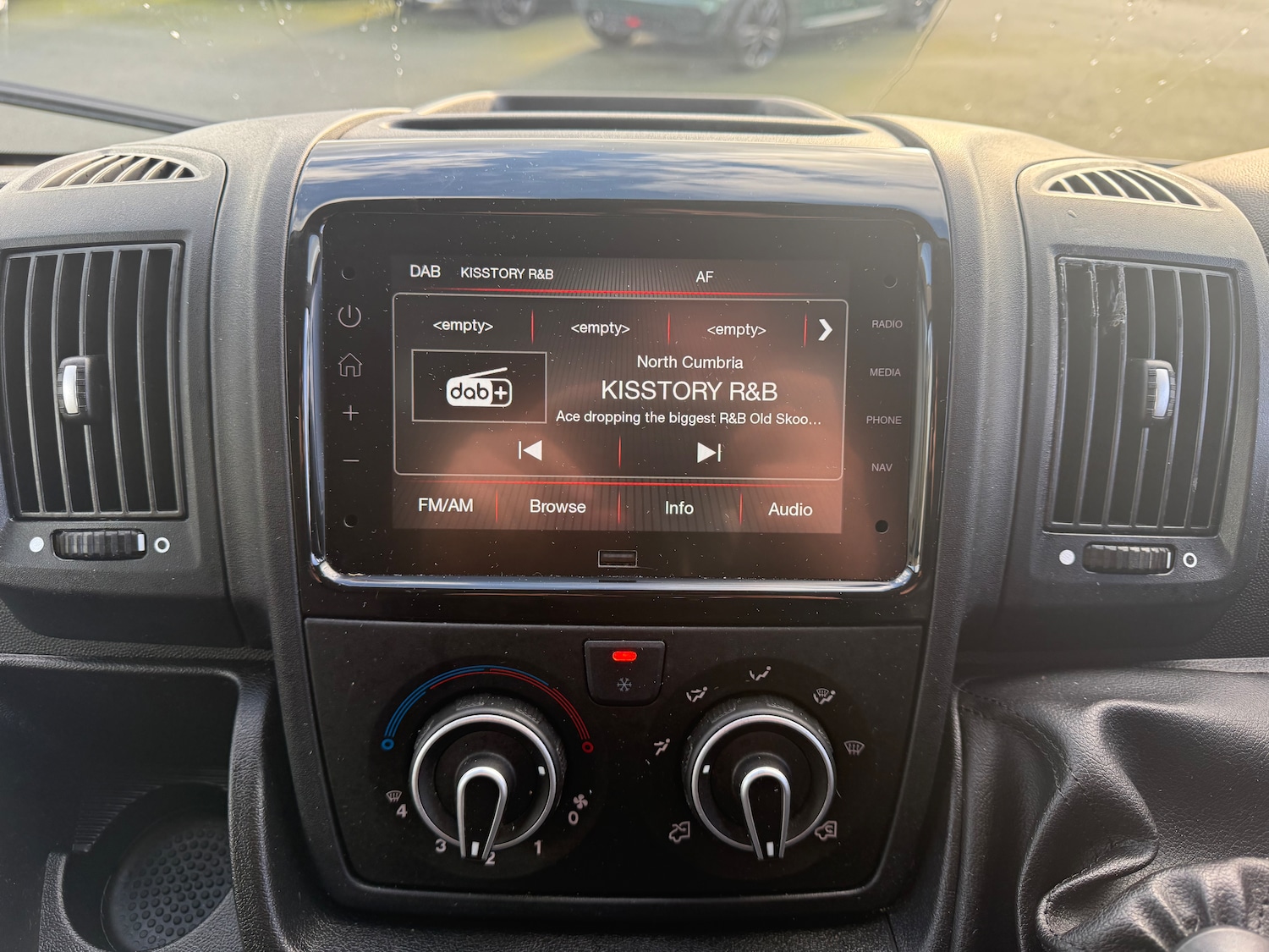 Used Peugeot Boxer 2024 for sale - 76406058: Photo 25