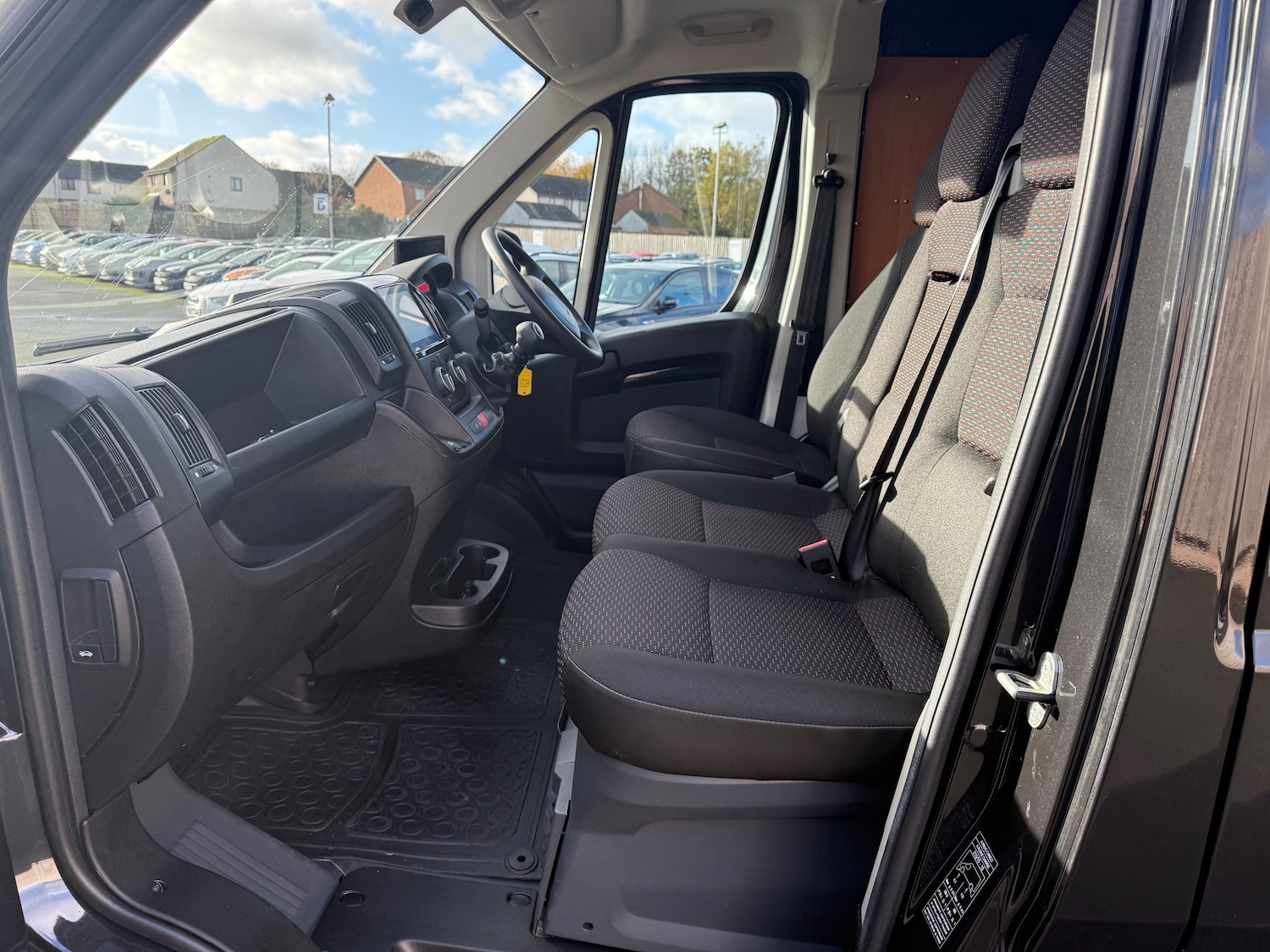 Used Peugeot Boxer 2024 for sale - 76406058: Photo 31