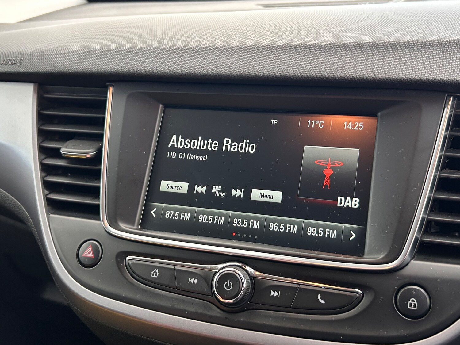 Used Vauxhall Crossland 2021 for sale - 76395445: Photo 40