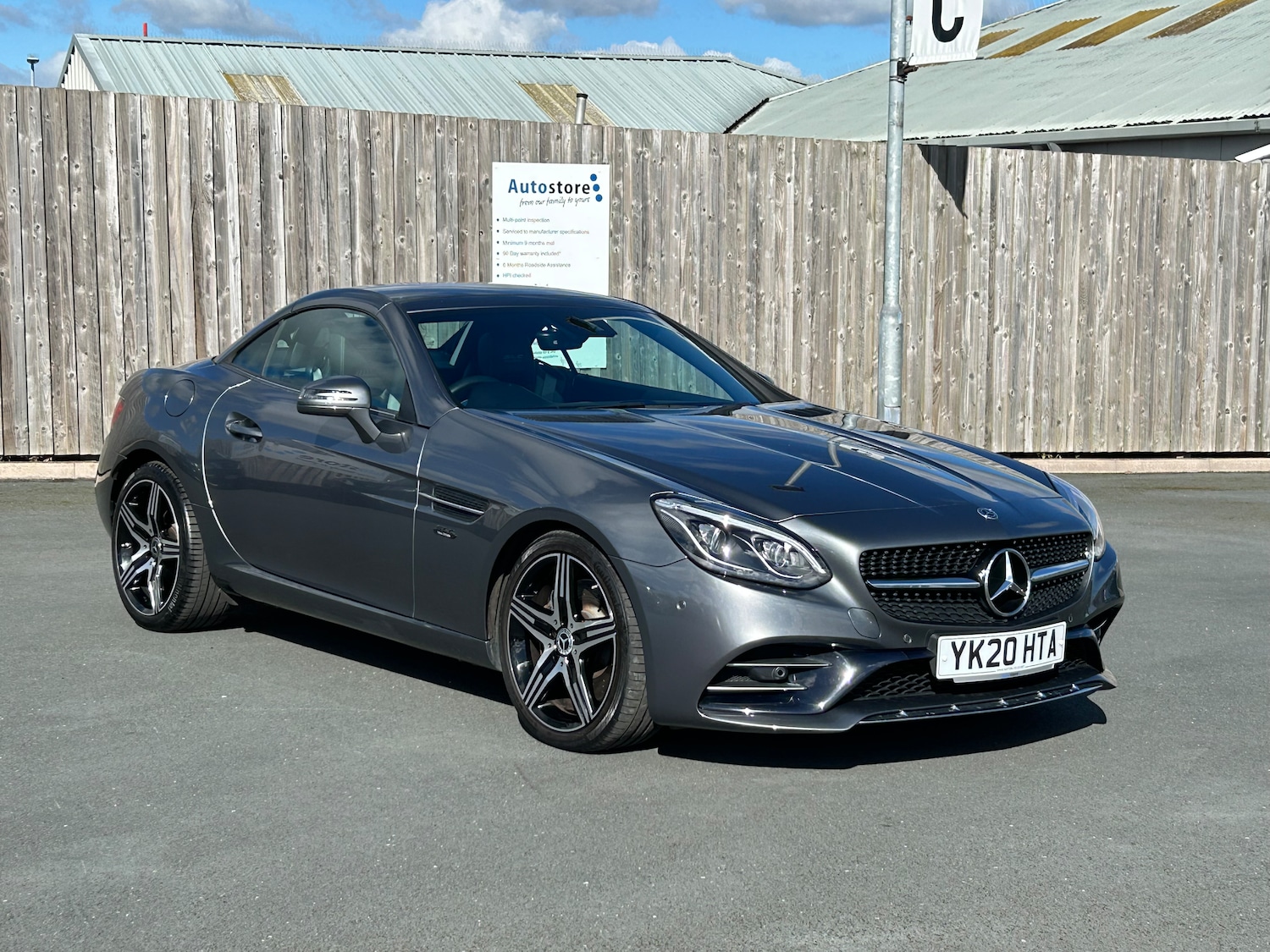 Used Mercedes-Benz SLC 2020 for sale - 76036737: Photo 3