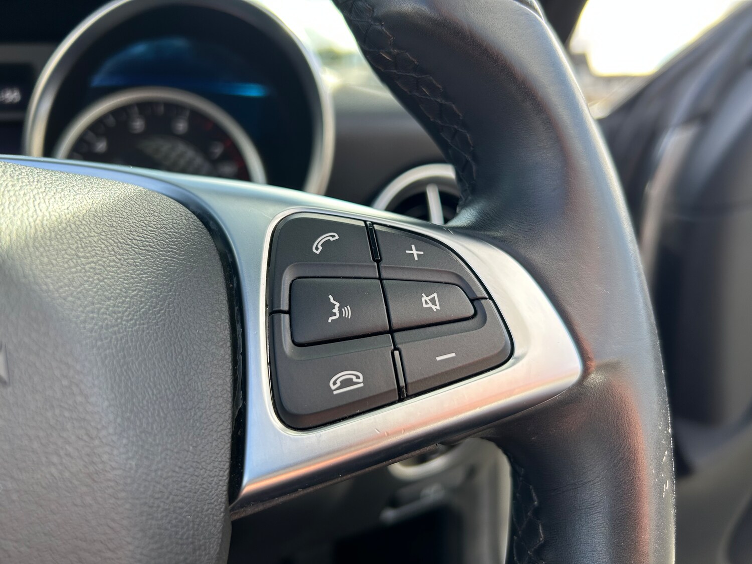 Used Mercedes-Benz SLC 2020 for sale - 76036737: Photo 36