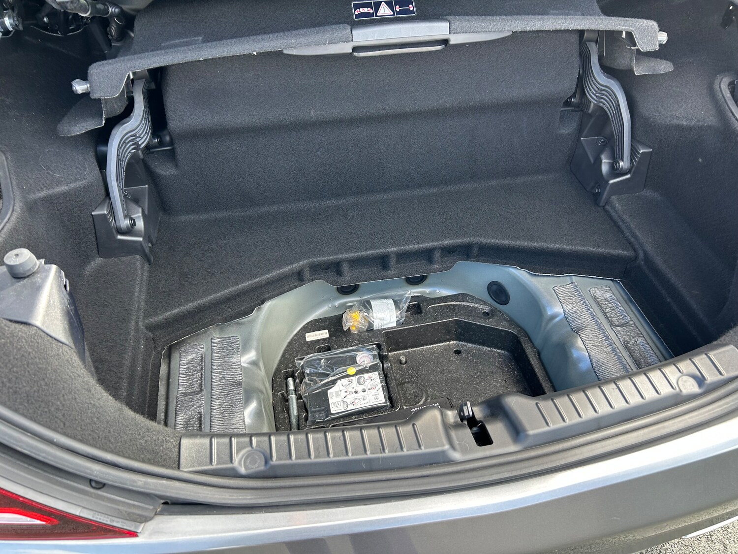 Used Mercedes-Benz SLC 2020 for sale - 76036737: Photo 48