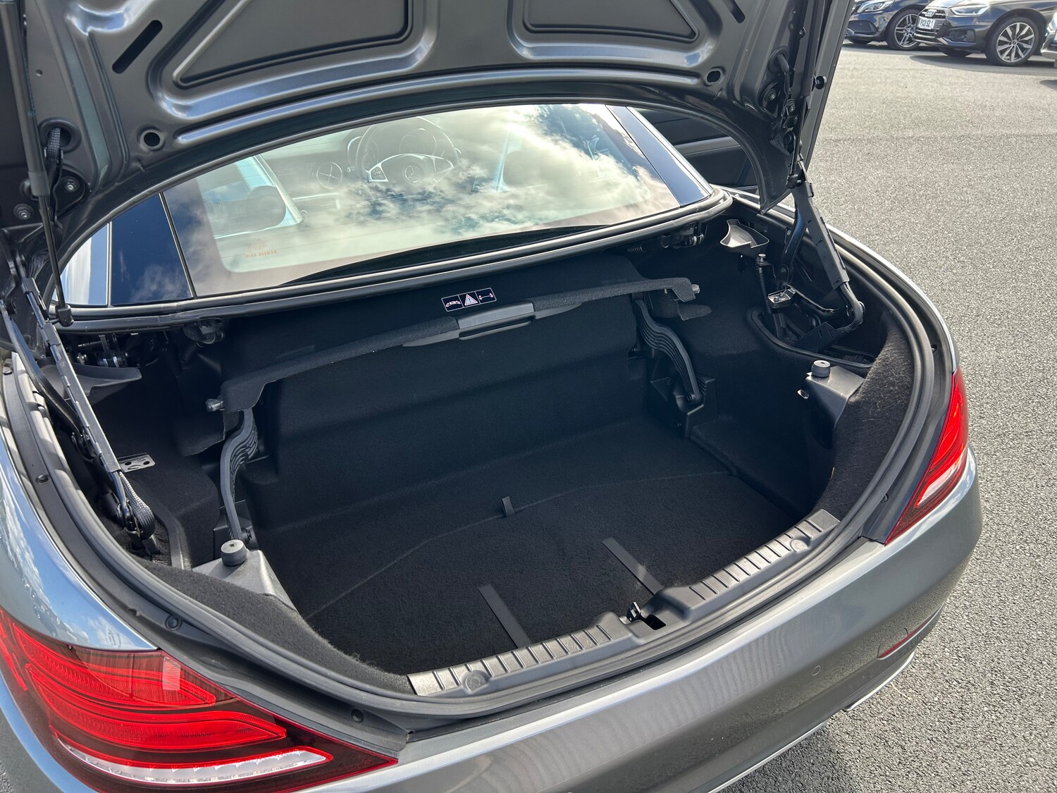 Used Mercedes-Benz SLC 2020 for sale - 76036737: Photo 49