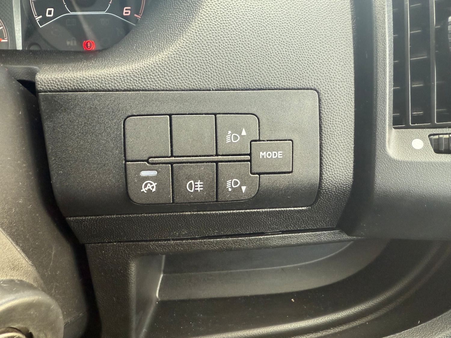 Used Vauxhall Movano 2023 for sale - 76406065: Photo 23