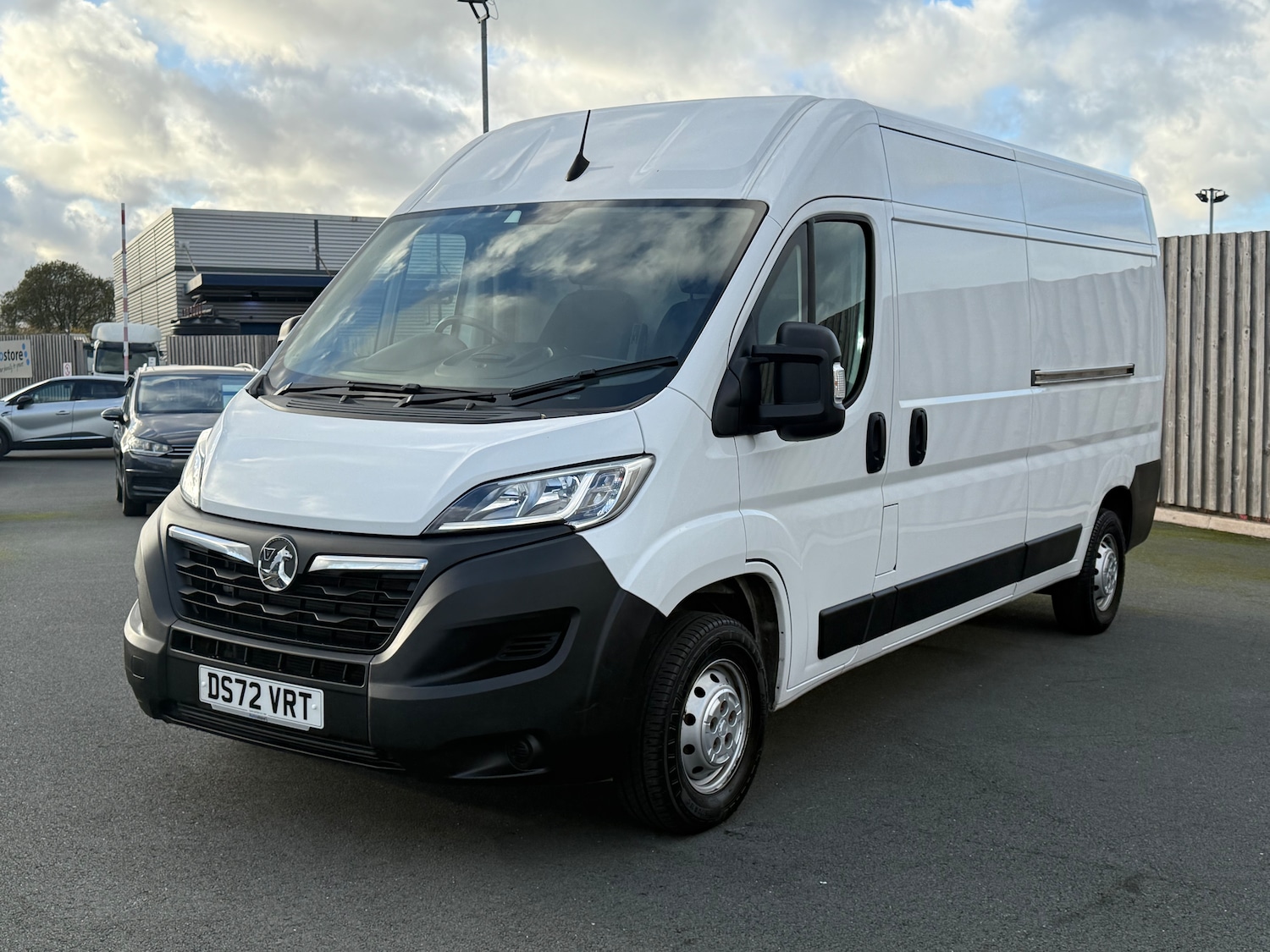 Used Vauxhall Movano 2023 for sale - 76406065: Photo 4