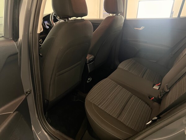 Used Kia Stonic 2021 for sale - 74290898: Photo 32