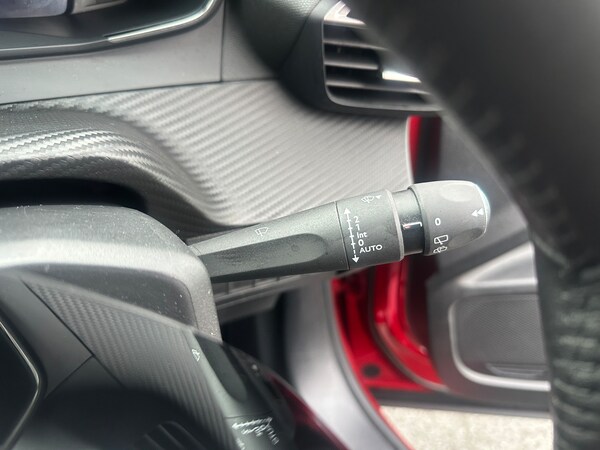 Used Peugeot 2008 2023 for sale - 76245890: Photo 30