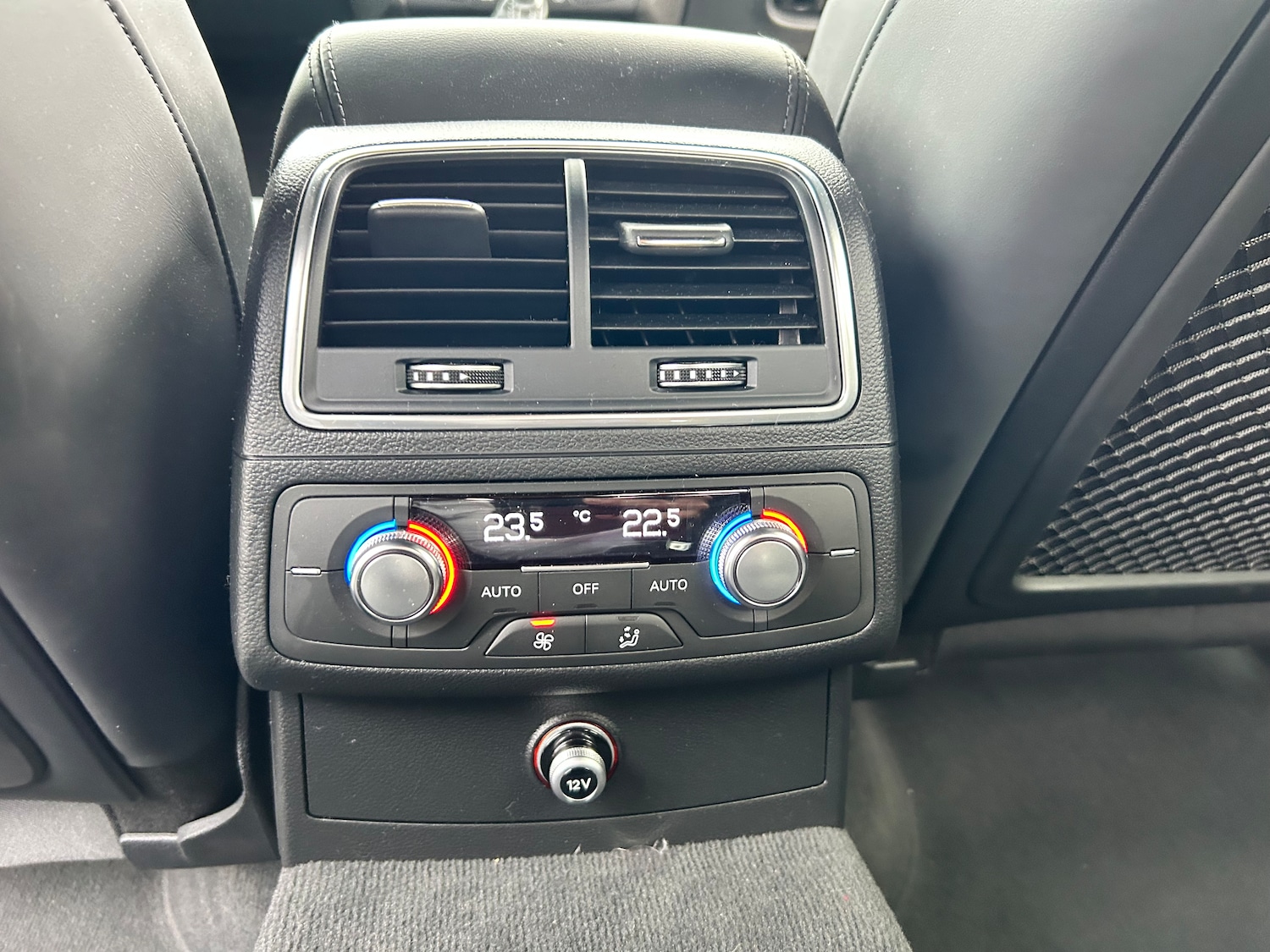 Vehicle 33