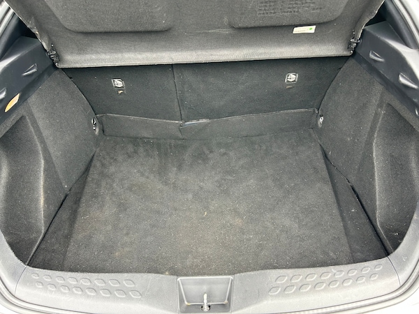 Used Toyota C-HR 2017 for sale - 74290863: Photo 28