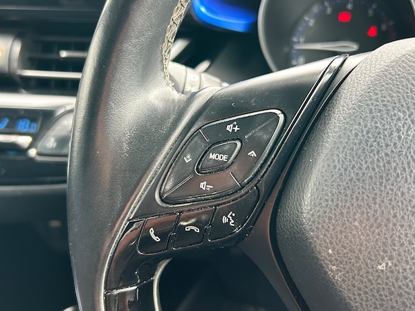 Used Toyota C-HR 2017 for sale - 74290863: Photo 38