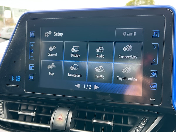 Used Toyota C-HR 2017 for sale - 74290863: Photo 45