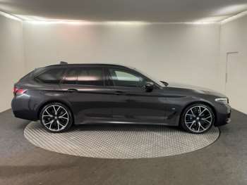 Used BMW 5 Series 2022 for sale - 74587970: Photo