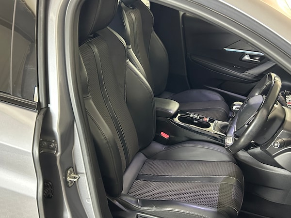 Used Peugeot 208 2022 for sale - 74320887: Photo 20