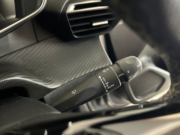 Used Peugeot 208 2022 for sale - 74320887: Photo 31