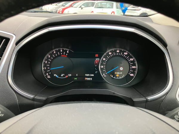 Used Ford Edge 2017 for sale - 76040881: Photo 28