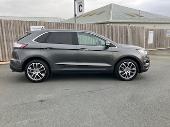 Used Ford Edge 2017 for sale - 76040881: Photo 3