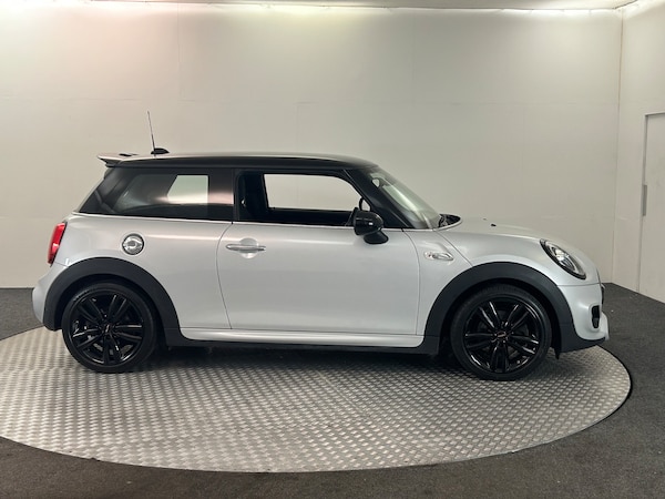 Used MINI Hatch 2018 for sale - 74374803: Photo 3