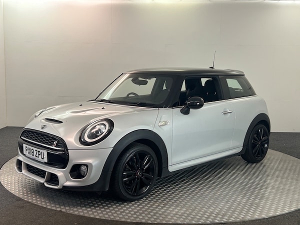 Used MINI Hatch 2018 for sale - 74374803: Photo 8