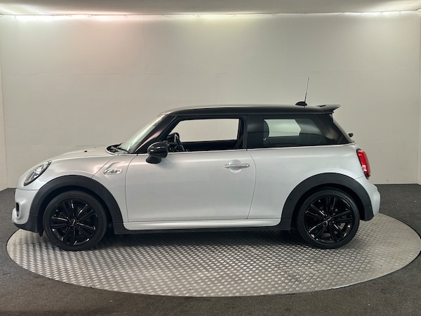 Used MINI Hatch 2018 for sale - 74374803: Photo 9