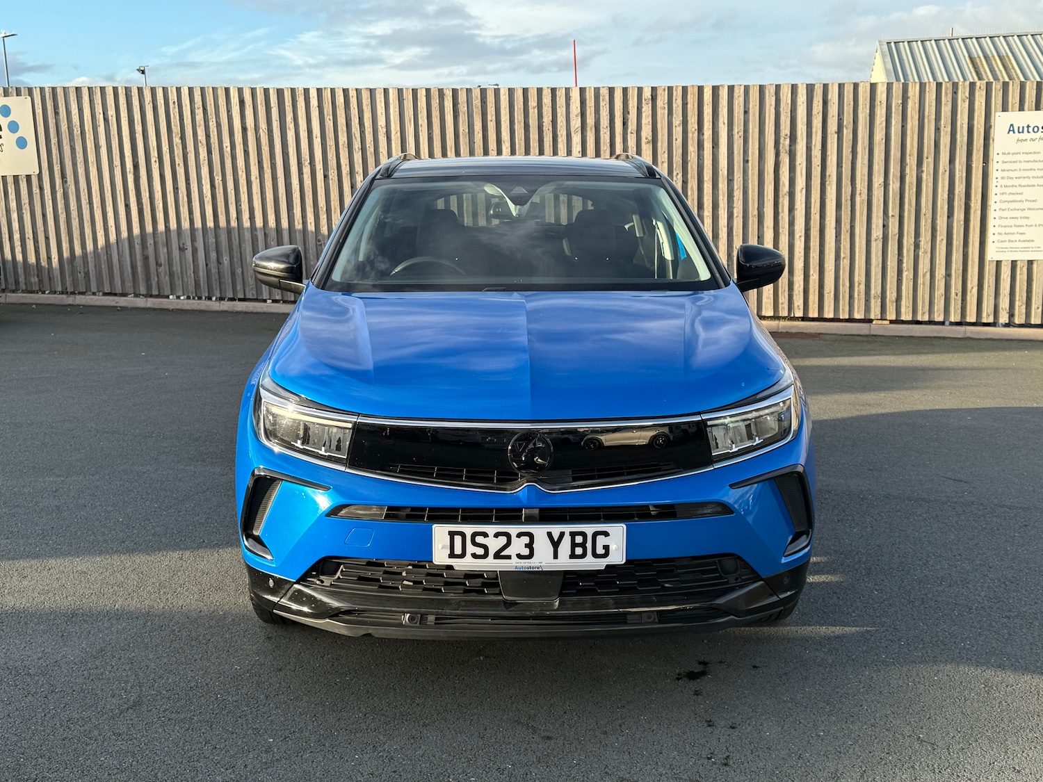 Used Vauxhall Grandland 2023 for sale - 76005037: Photo 2