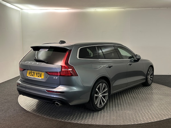 Used Volvo V60 2021 for sale - 75222567: Photo 3
