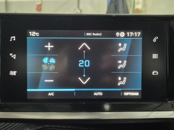 Used Peugeot 2008 2021 for sale - 74290871: Photo 13