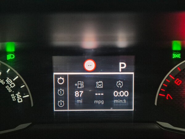Used Peugeot 2008 2021 for sale - 74290871: Photo 33