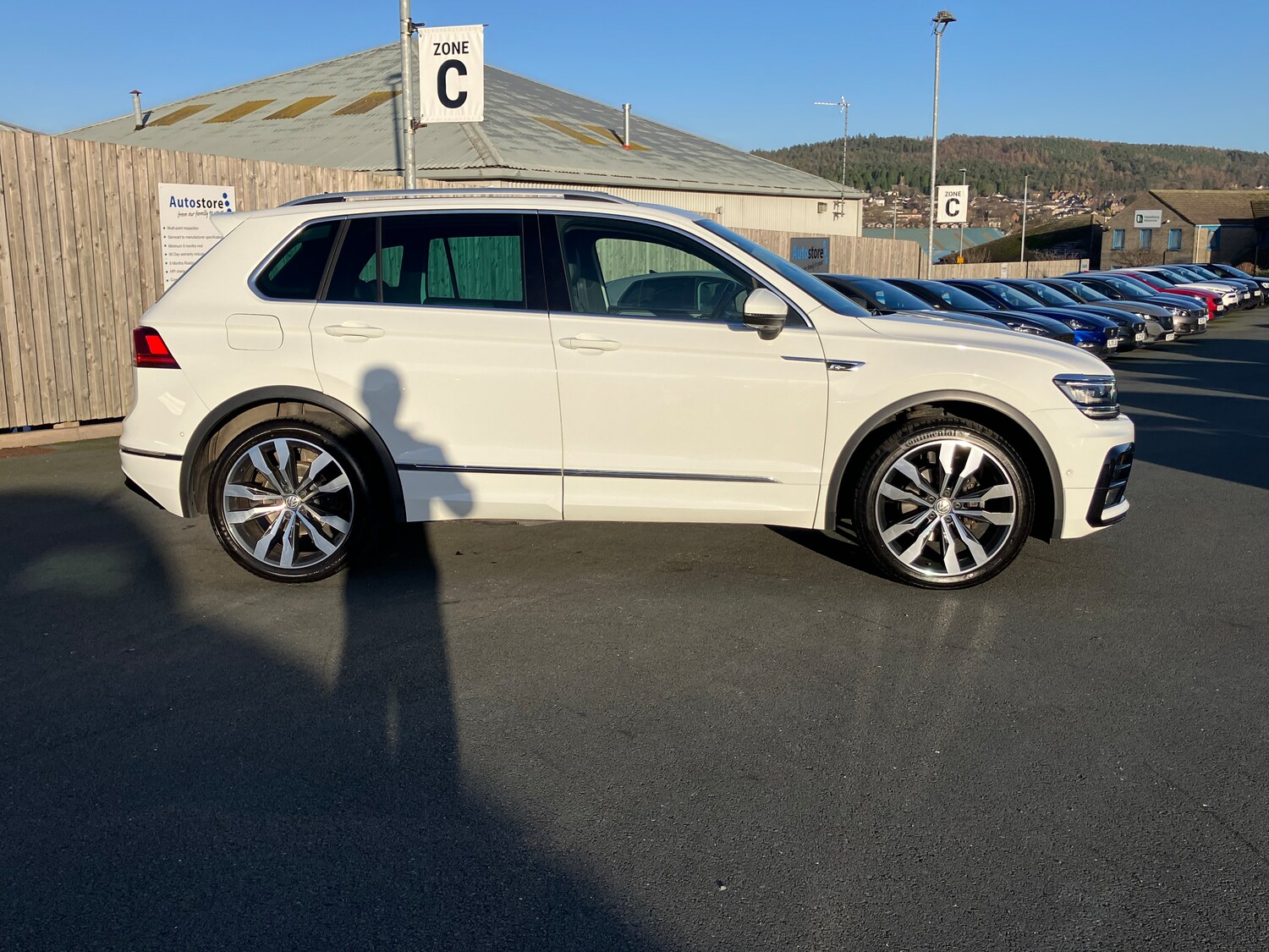 Used Volkswagen Tiguan 2019 for sale - 76476181: Photo 3