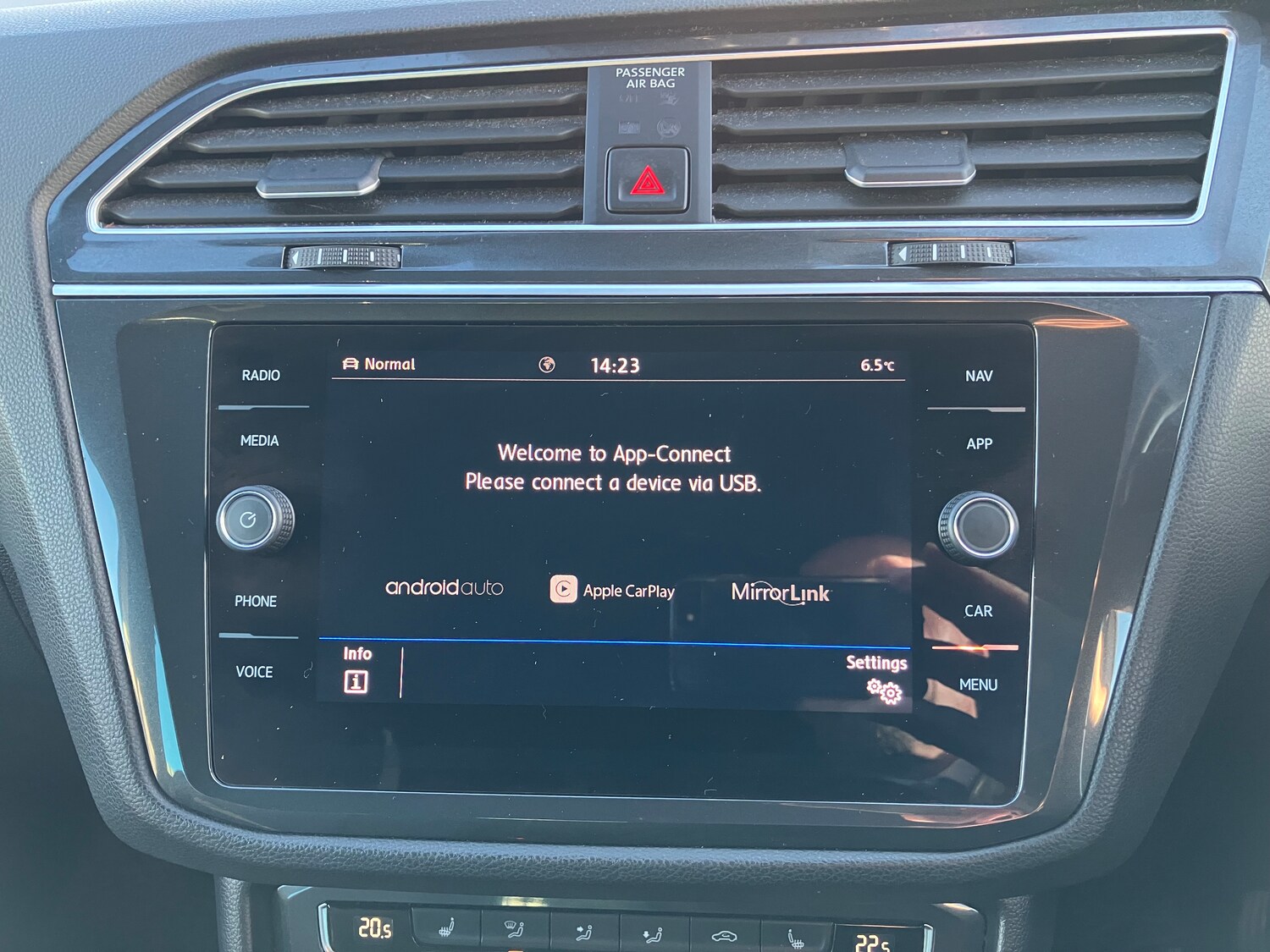 Used Volkswagen Tiguan 2019 for sale - 76476181: Photo 42