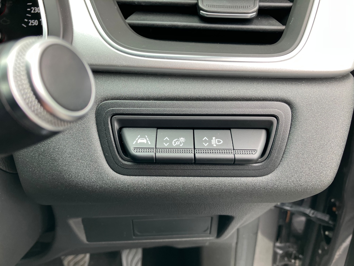 Used Renault Captur 2020 for sale - 76113763: Photo 26