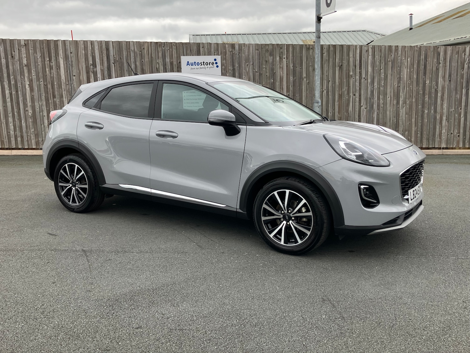 Used Ford Puma 2024 for sale - 76040849: Photo 2