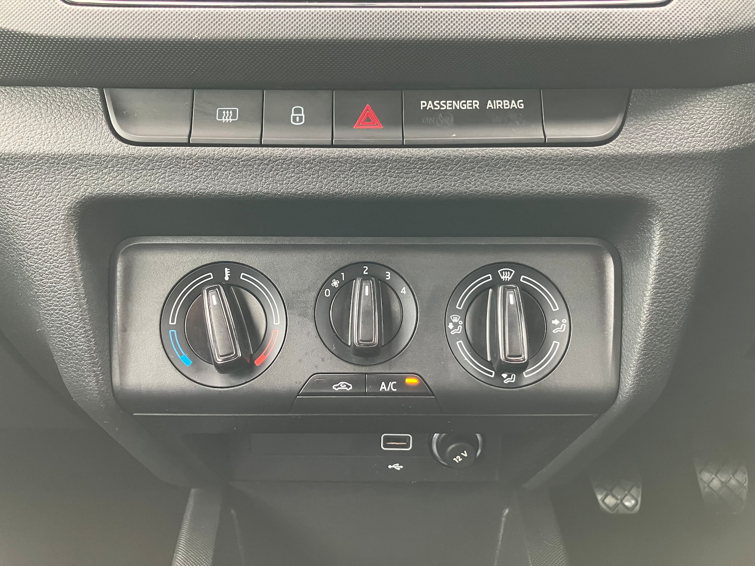 Used Skoda Fabia 2020 for sale - 76088399: Photo 28