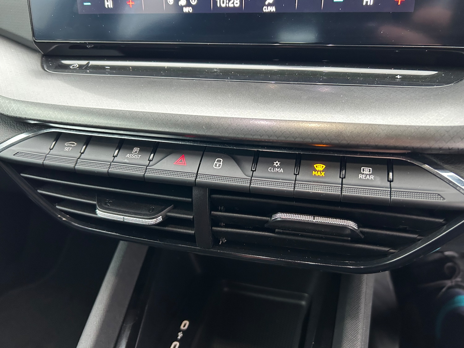 Used Skoda Octavia 2022 for sale - 76436721: Photo 42