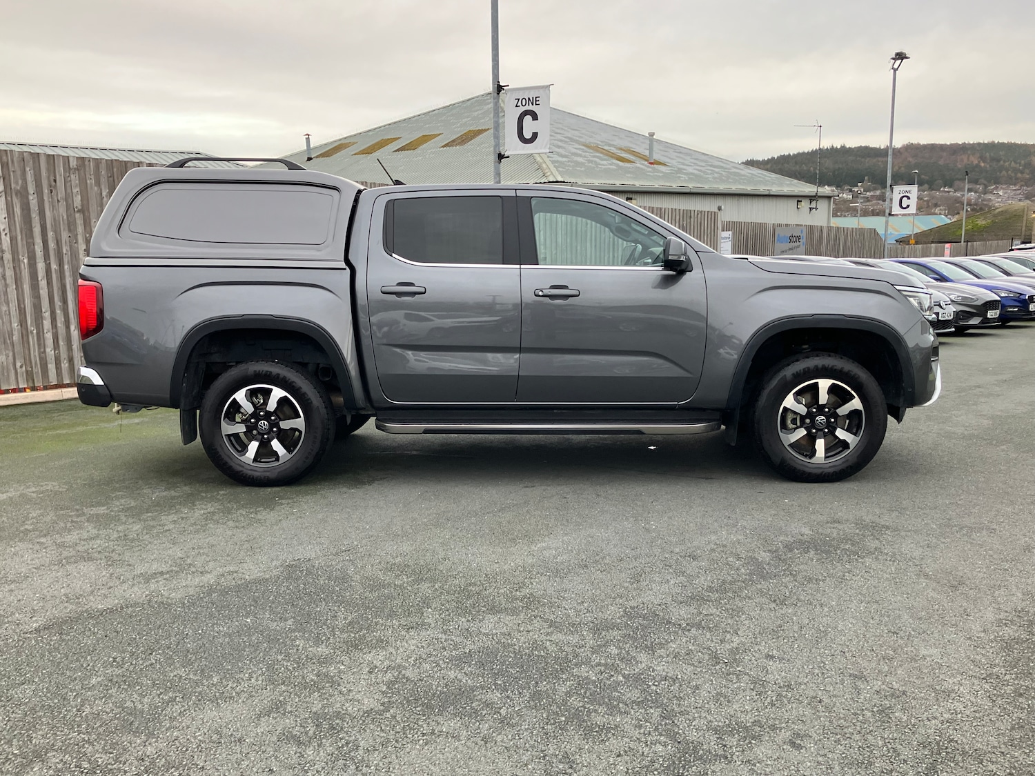 Used Volkswagen Amarok 2023 for sale - 76569595: Photo 3