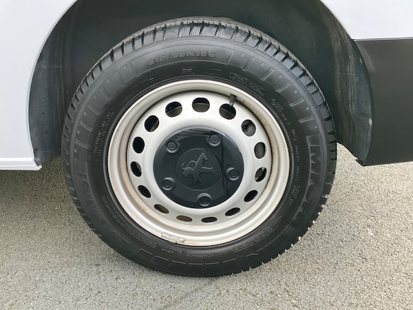 Used Peugeot Expert 2023 for sale - 76197745: Photo 15