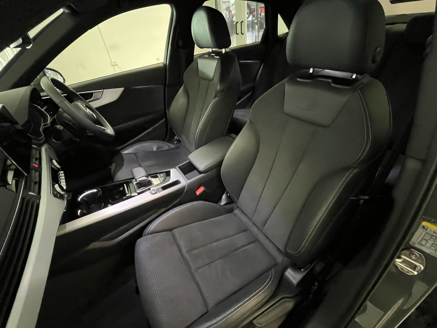 Used Audi A4 2024 for sale - 75987629: Photo 31