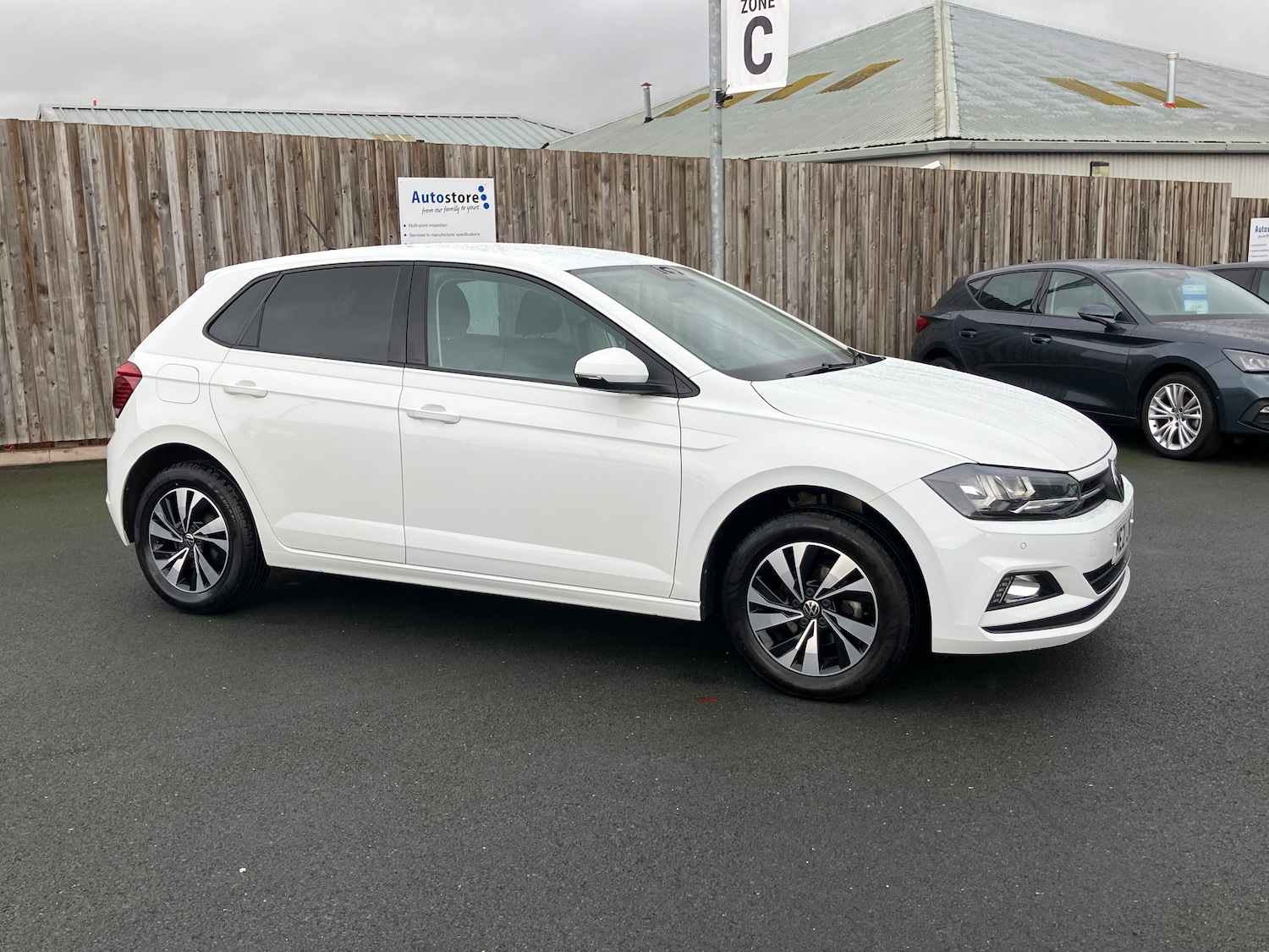 Used Volkswagen Polo 2021 for sale - 76341252: Photo 2