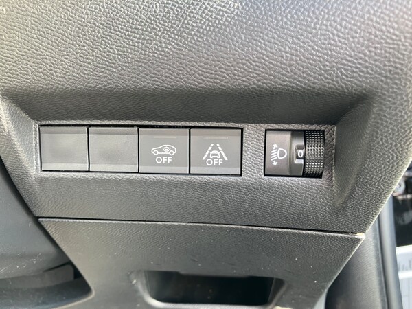 Used Peugeot 2008 2021 for sale - 75699751: Photo 24