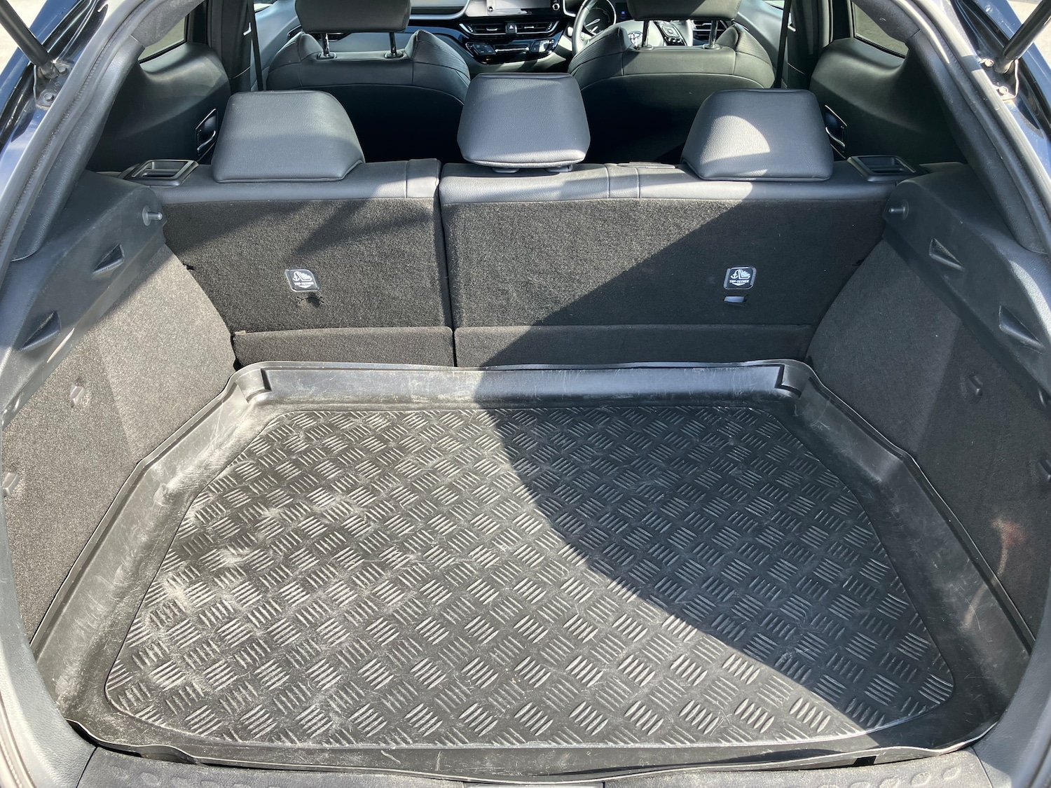 Used Toyota C-HR 2020 for sale - 75440759: Photo 18