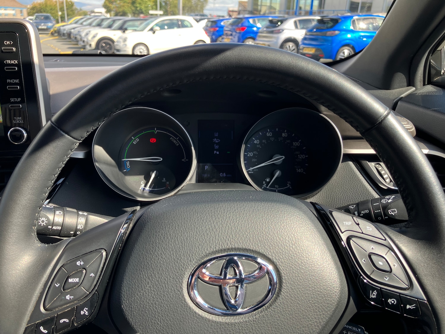 Used Toyota C-HR 2020 for sale - 75440759: Photo 24