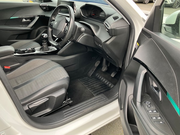 Used Peugeot 2008 2021 for sale - 74290798: Photo 12