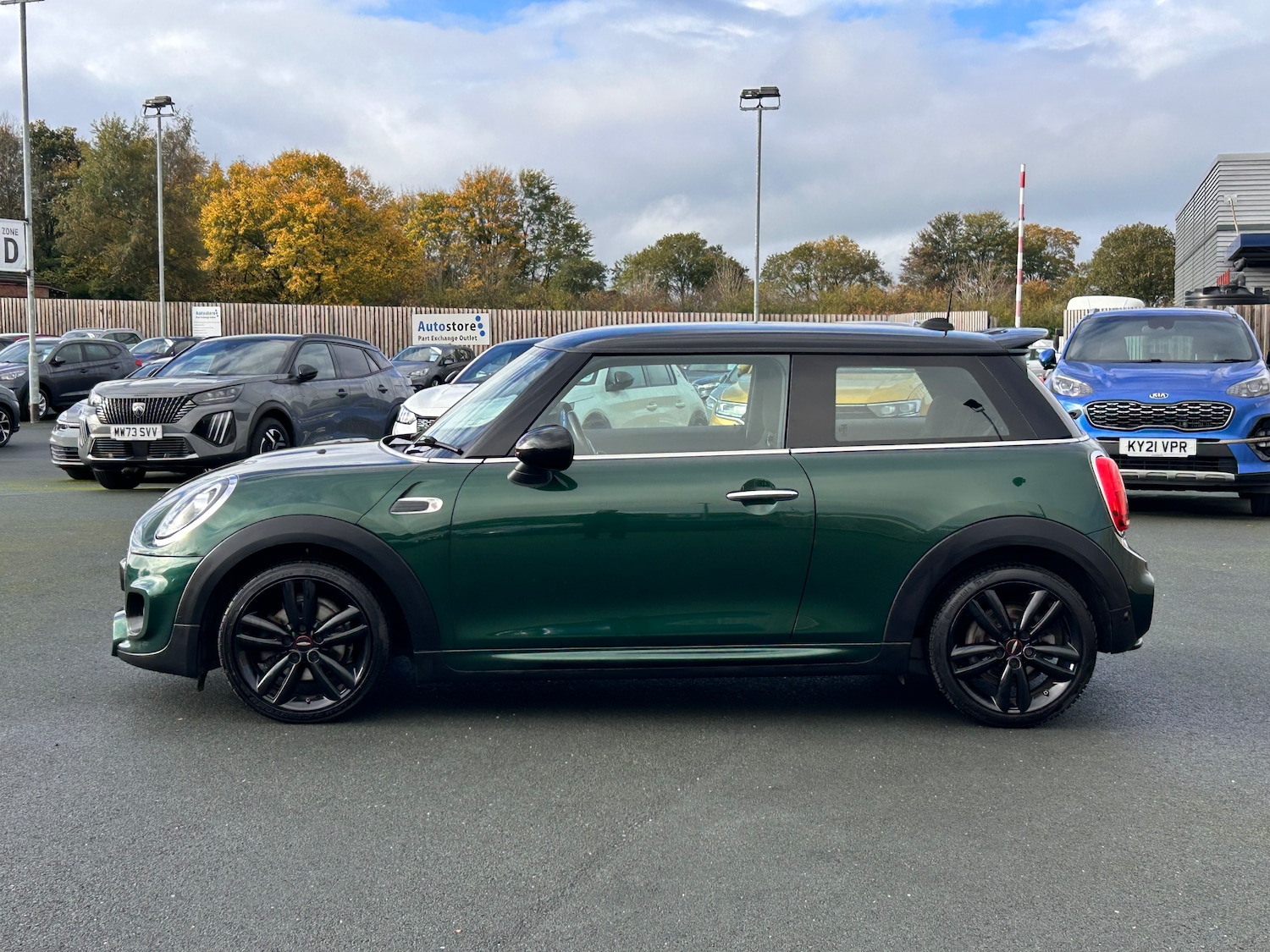 Used MINI Hatch 2018 for sale - 76119889: Photo 9