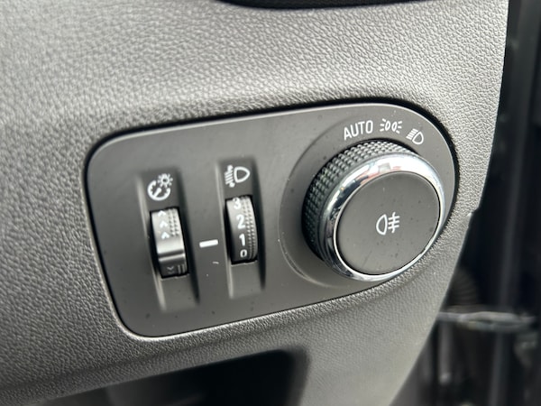 Used Vauxhall Crossland 2022 for sale - 76267949: Photo 30