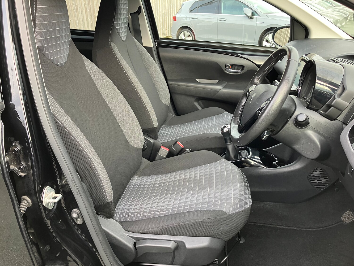 Used Peugeot 108 2021 for sale - 76391055: Photo 23