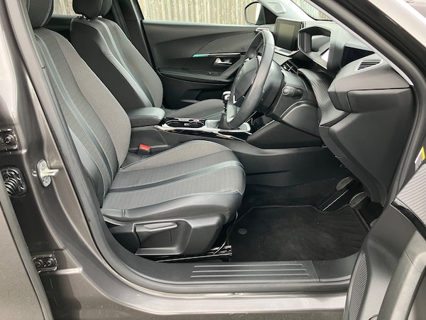 Used Peugeot 2008 2022 for sale - 75713918: Photo 21
