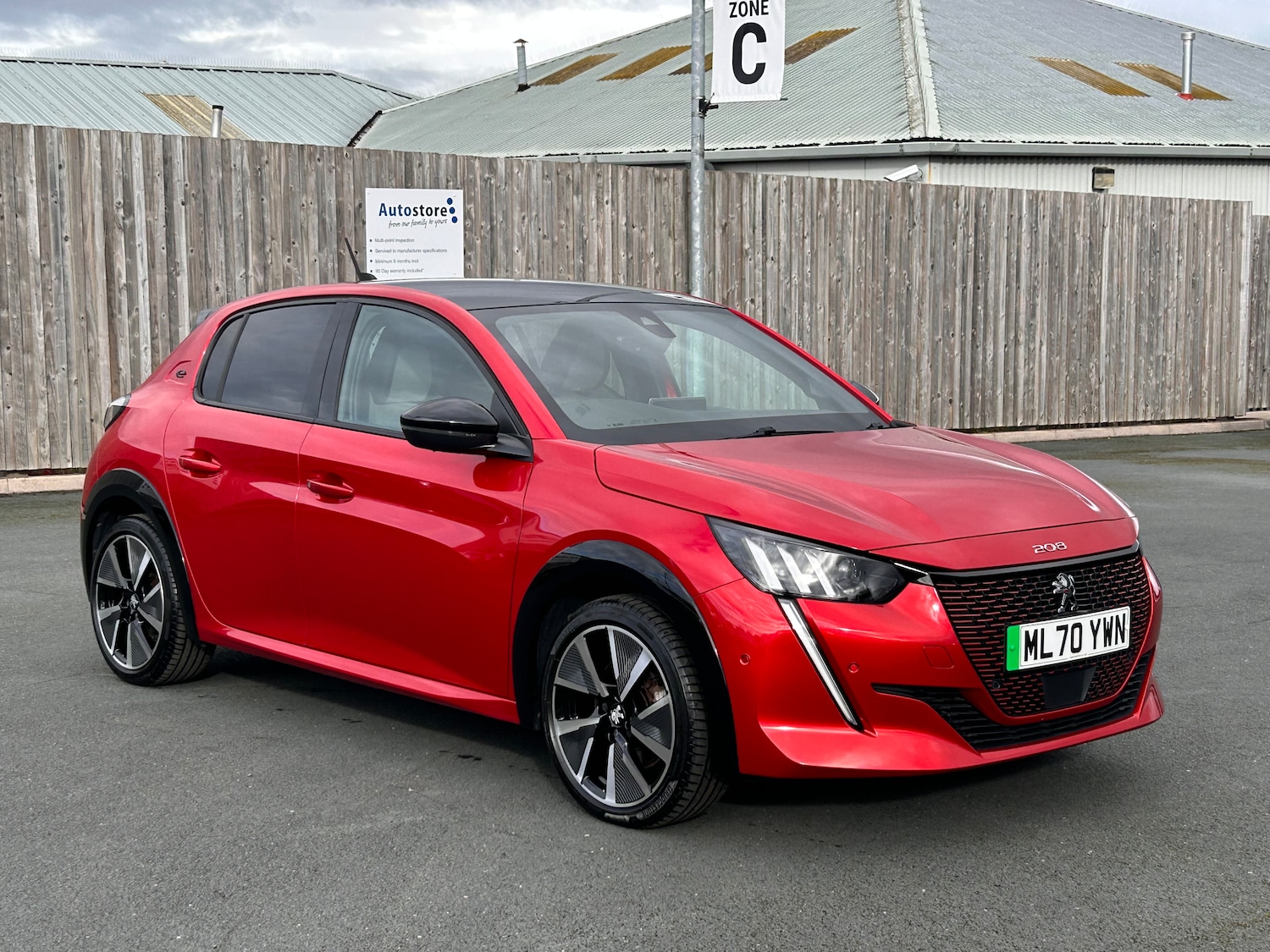Used Peugeot 208 2020 for sale - 76357698: Photo 2