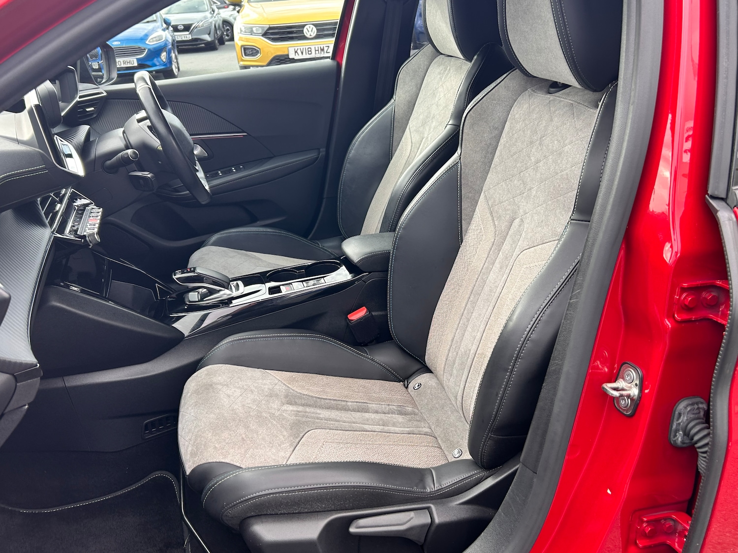 Used Peugeot 208 2020 for sale - 76357698: Photo 30