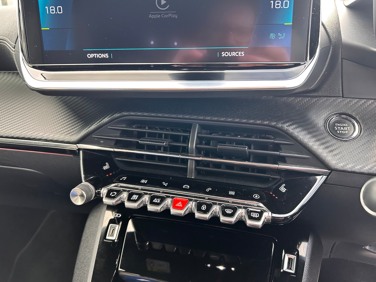 Used Peugeot 208 2020 for sale - 76357698: Photo 34