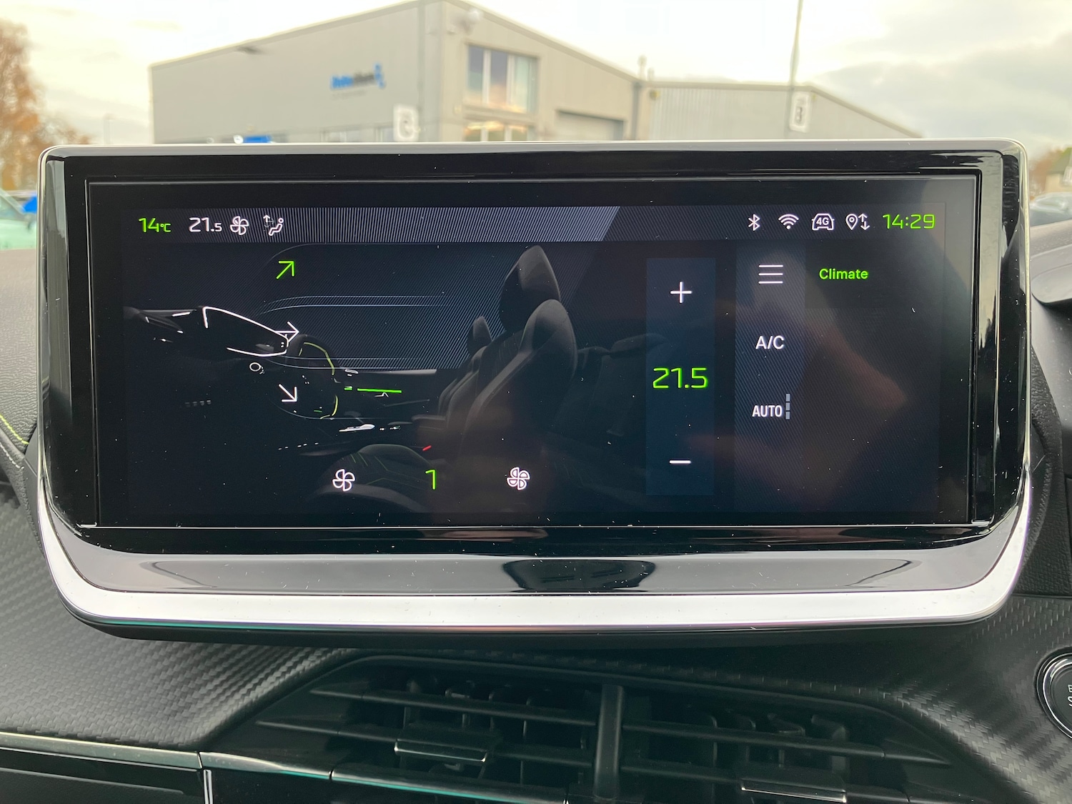 Used Peugeot 208 2024 for sale - 76341251: Photo 32